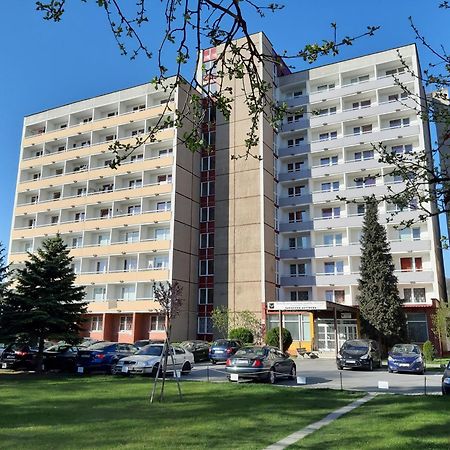 Studentsky Domov B31 Hotel Presov Ngoại thất bức ảnh